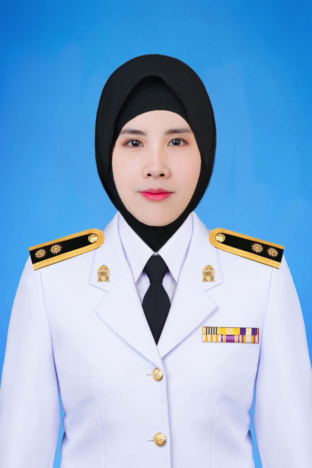 นางสาวพรทิพย์ พลอยประไพ